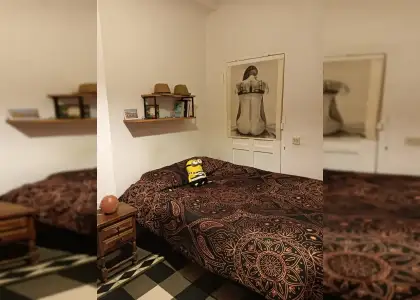 Se alquila habitación en piso compartido de 2 habitaciones en Albaycín, gastos incluidos en Granada