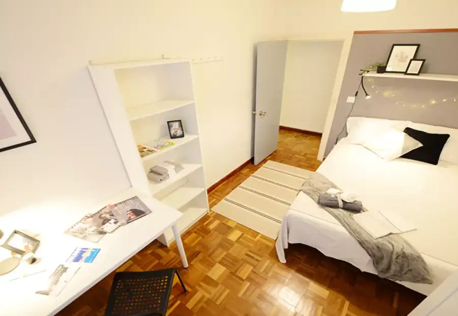 Se alquila habitación en piso de 4 dormitorios en Ametzola en Bilbao